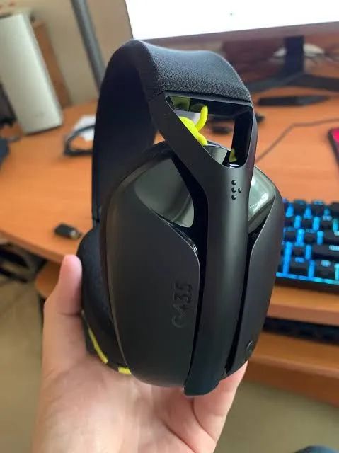 Fone de ouvido Logitech G435 - NOVO