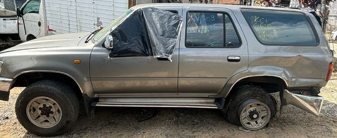 Toyota Hilux sucata 1994