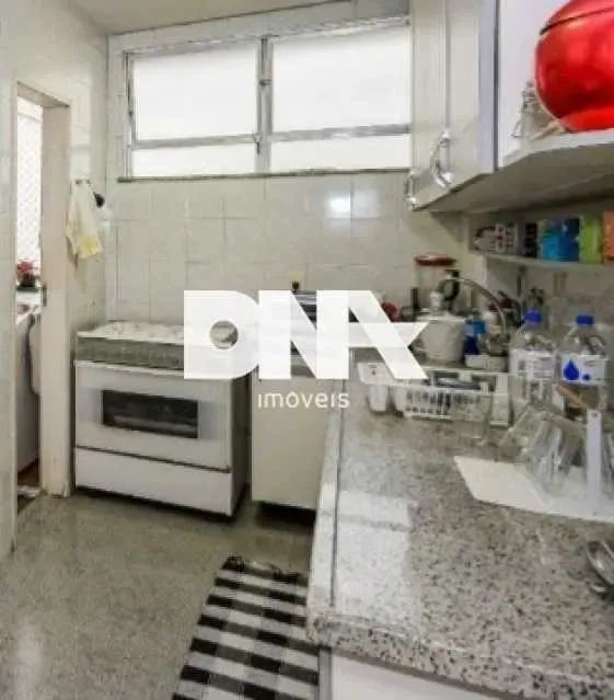 Apartamento - / Residencial / Copacabana