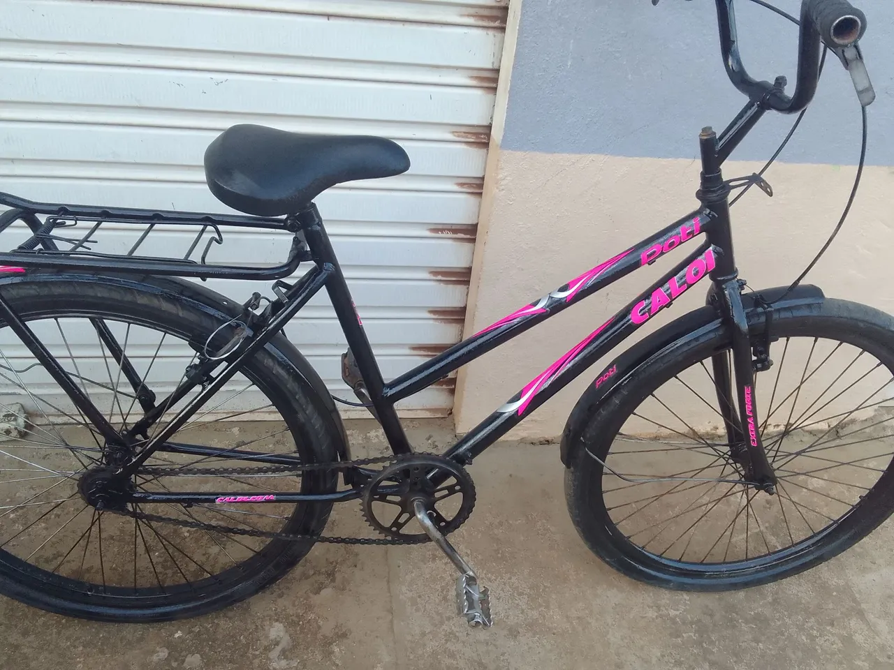 Bicicleta Boa entrego. *.