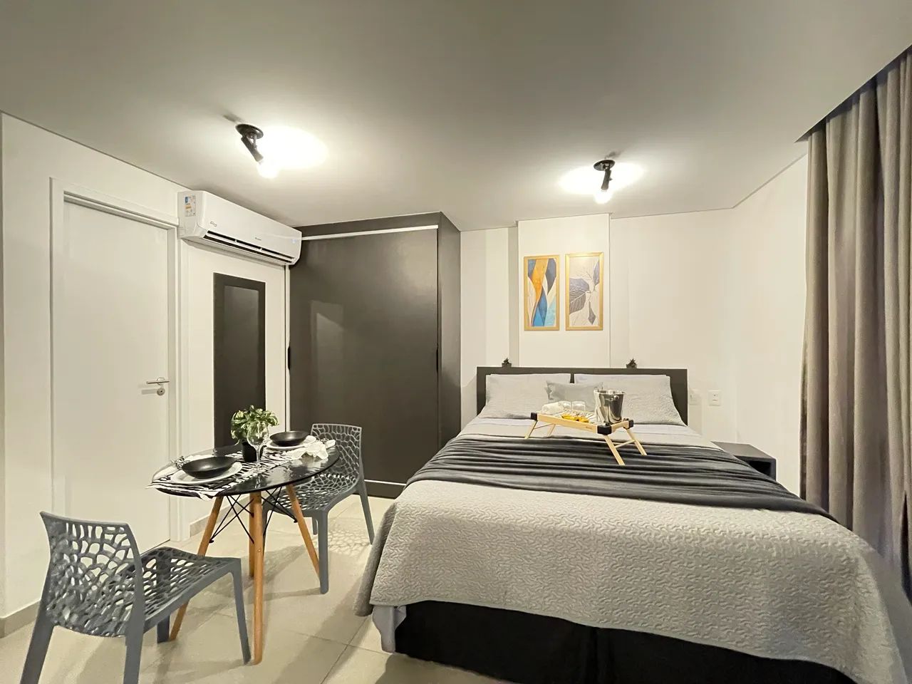FLAT PRONTO MOBILIADO à VENDA, 25M² com 1 quarto em Jardim Oceania - João Pessoa - PB
