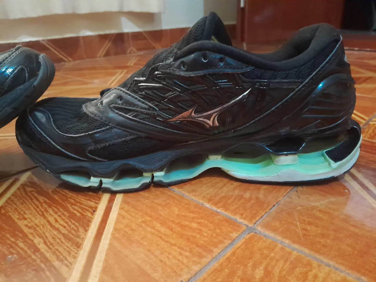 MIZUNO PRO 8 PRETO E VERDE