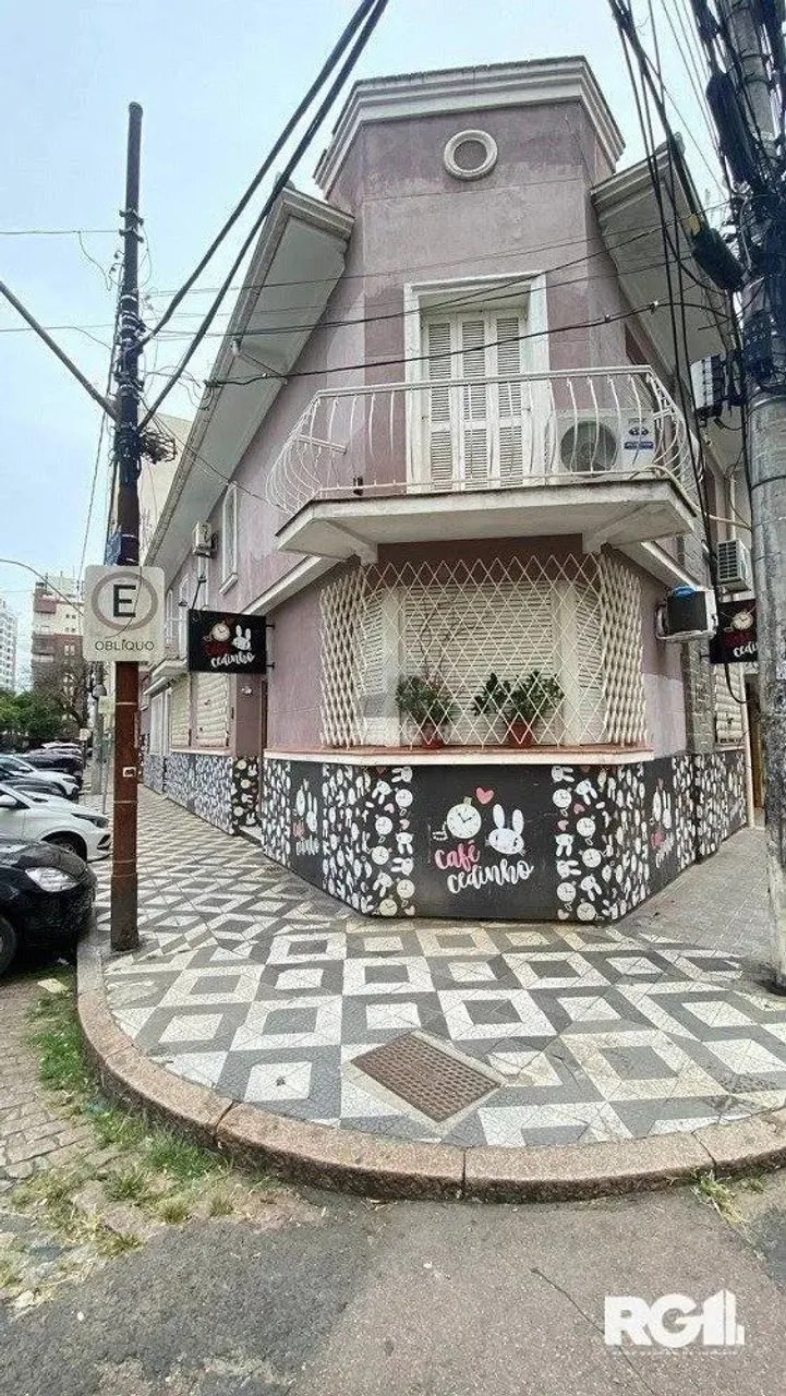 Casa residencial para alugar no bairro Cidade Baixa com 4 dormitórios e 274 m².