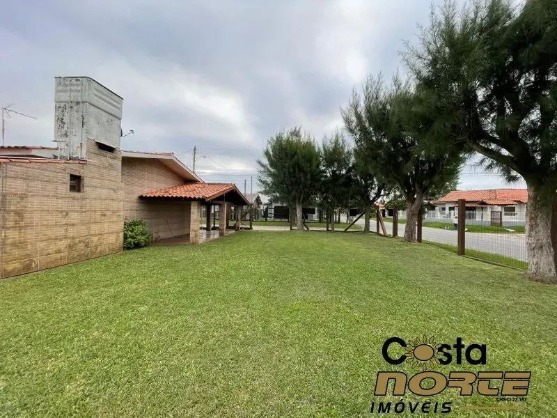Casa Próximo do Mar com 2 Terrenos em Nova Tramandaí - Foto 4