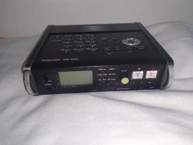 Gravador Portátil TASCAM DR680