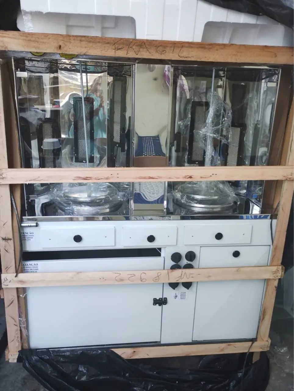 Unica  exclusiva Dupla Máquina de Shawarma/Churrasco Giratório no amazonas  - Foto 4