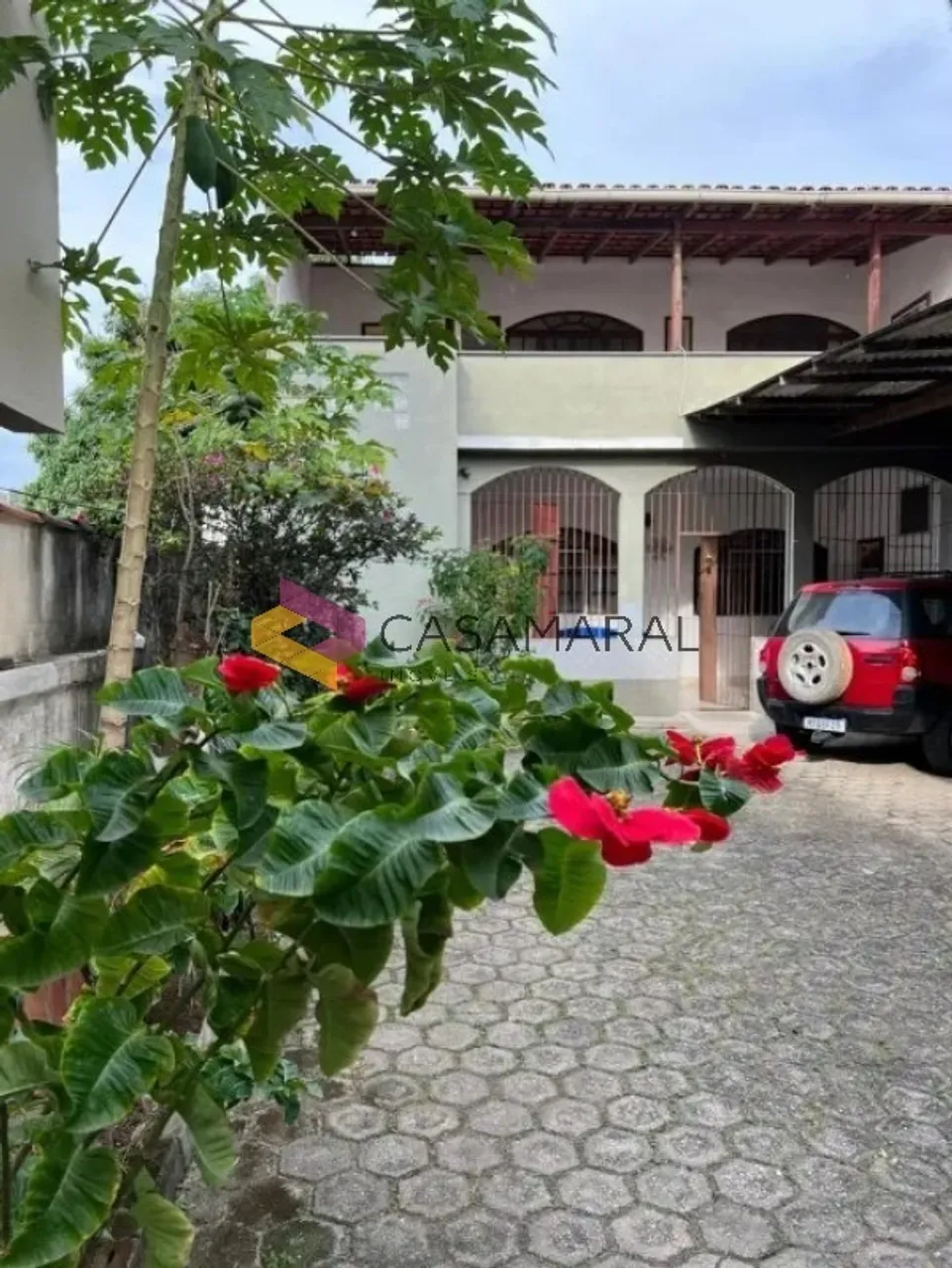 Vendo Excelente Casa Duplex com 300m² de terreno em Jardim América Cariacica cod: 1009