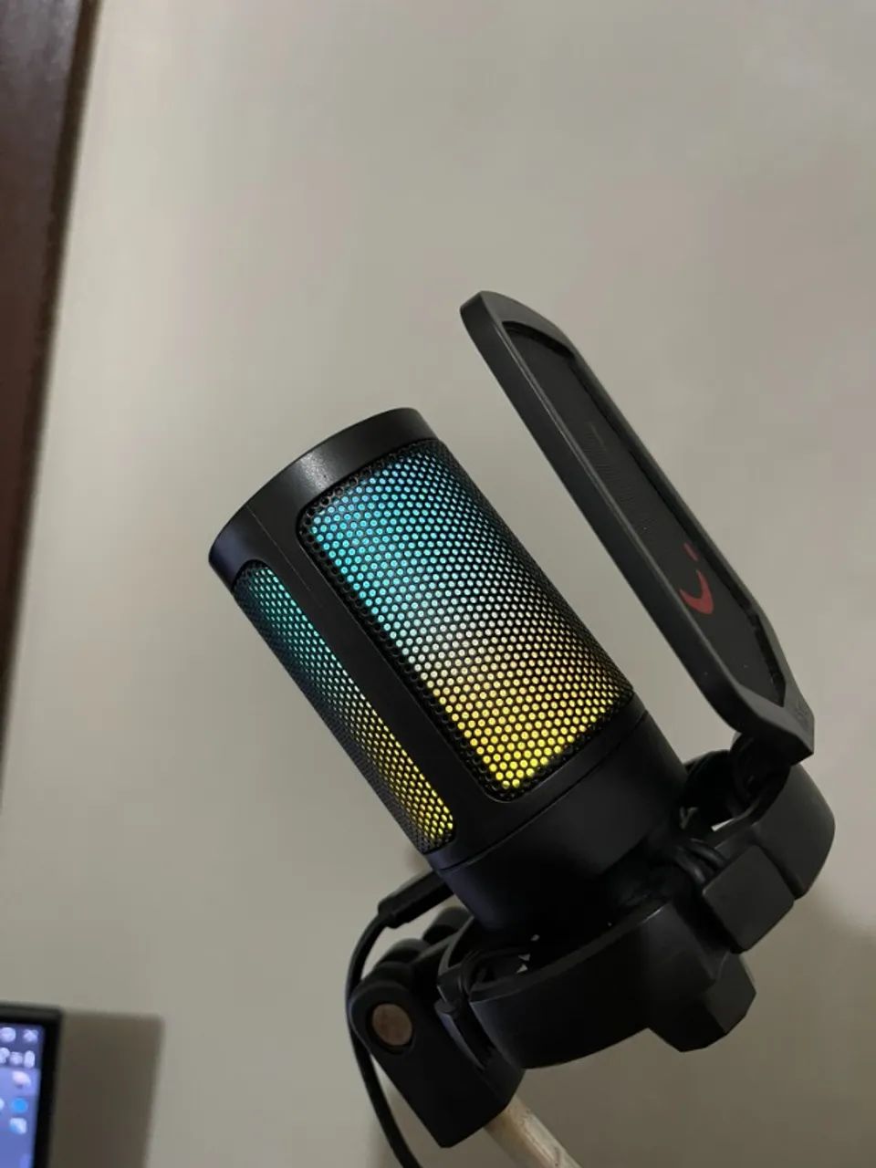 Microfone Gamer FIFINE AmpliGame A6V RGB - Foto 5