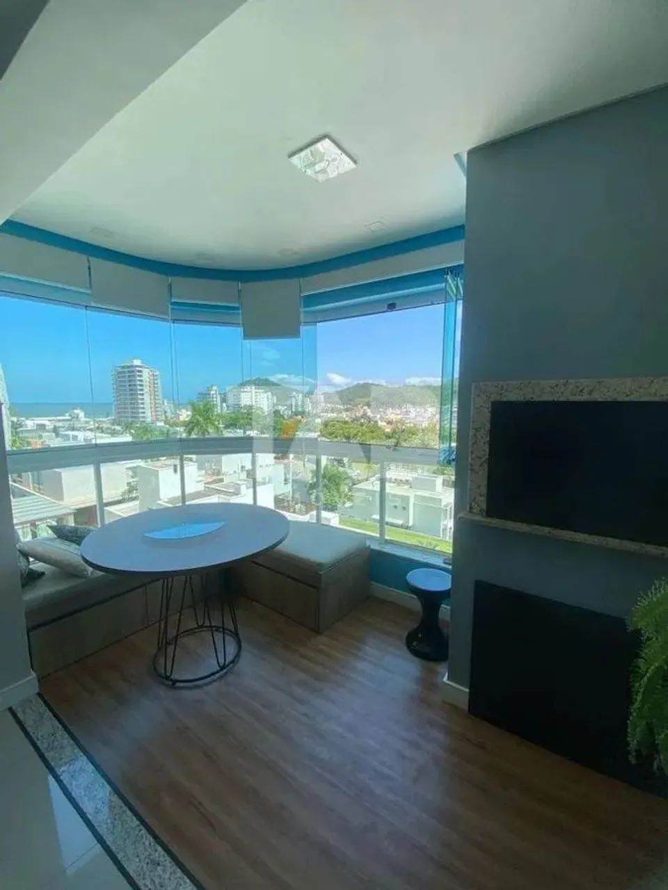 Apartamento para locação no Edifício Brisa da Brava