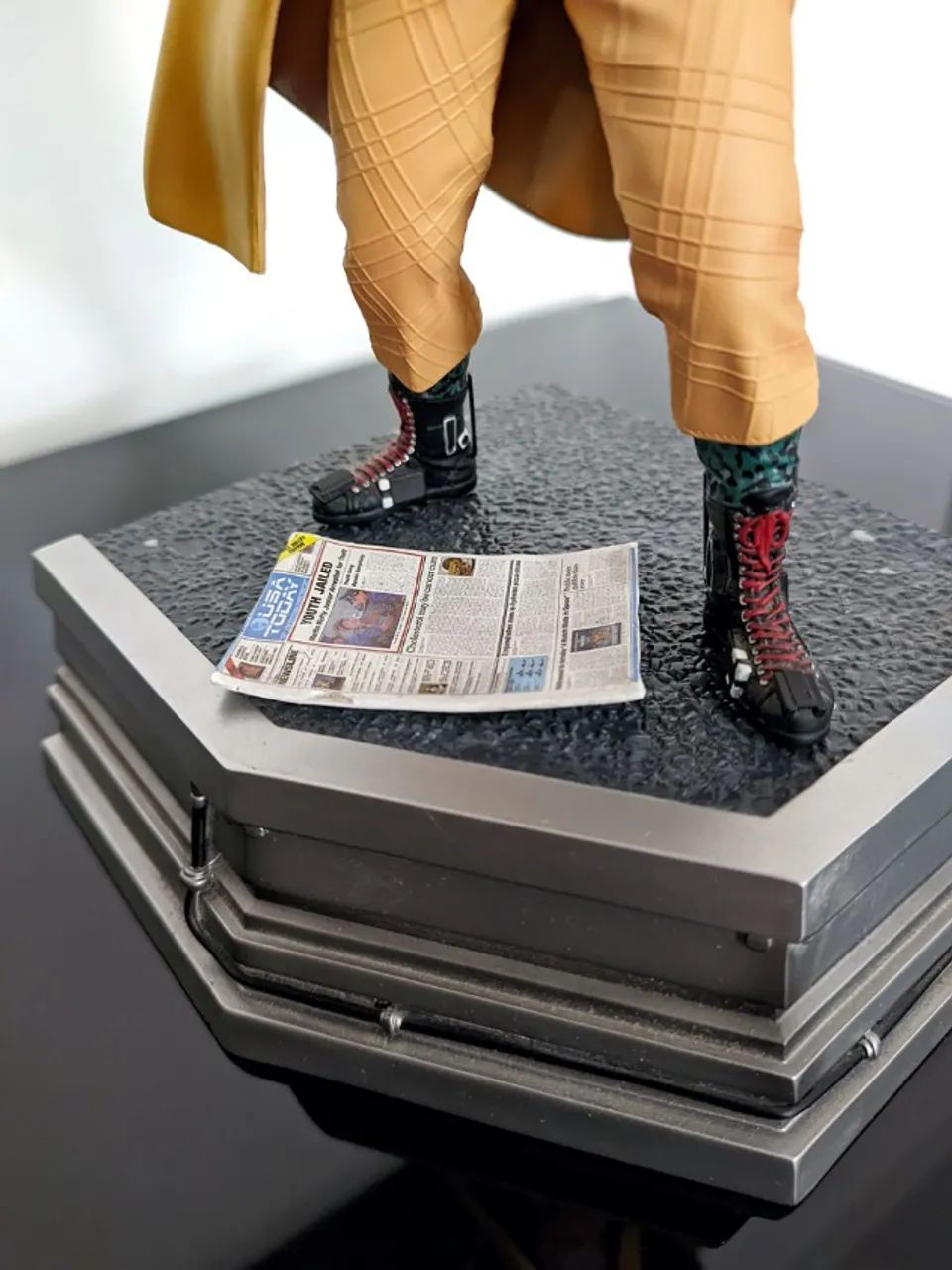 Doc Brown Back To The Future 2 - Iron Studios Art Scale 1/10 - Foto 5