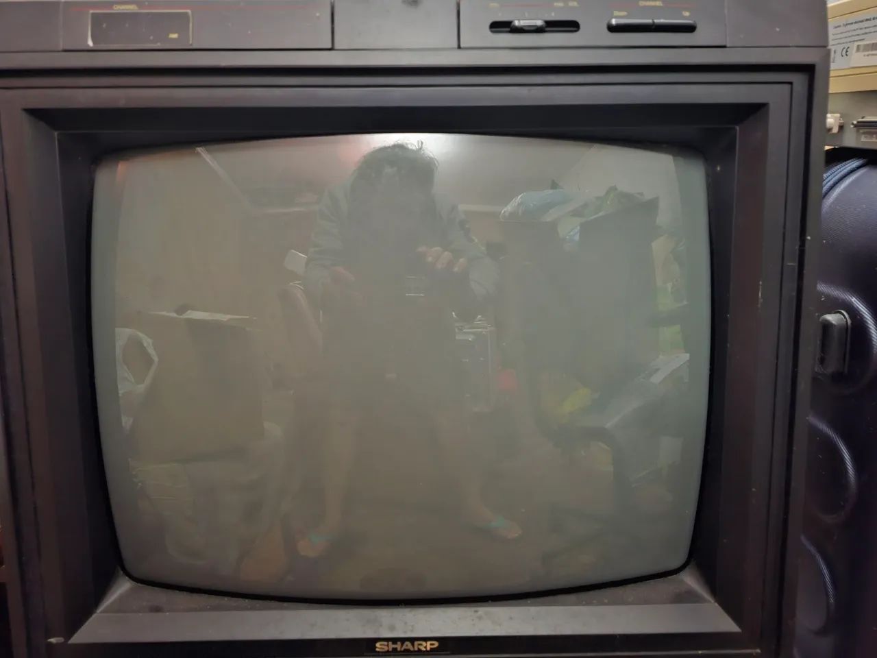 Seminova! TELEVISÃO 111canais!  SHARP RARIDADE EXCELENTE ESTADO!! - Foto 4