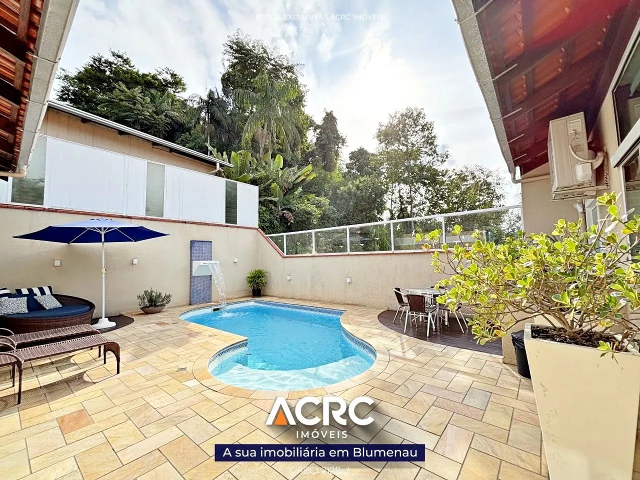 ACRC Imóveis - CA03322 - Casa para Venda no Bairro Água Verde