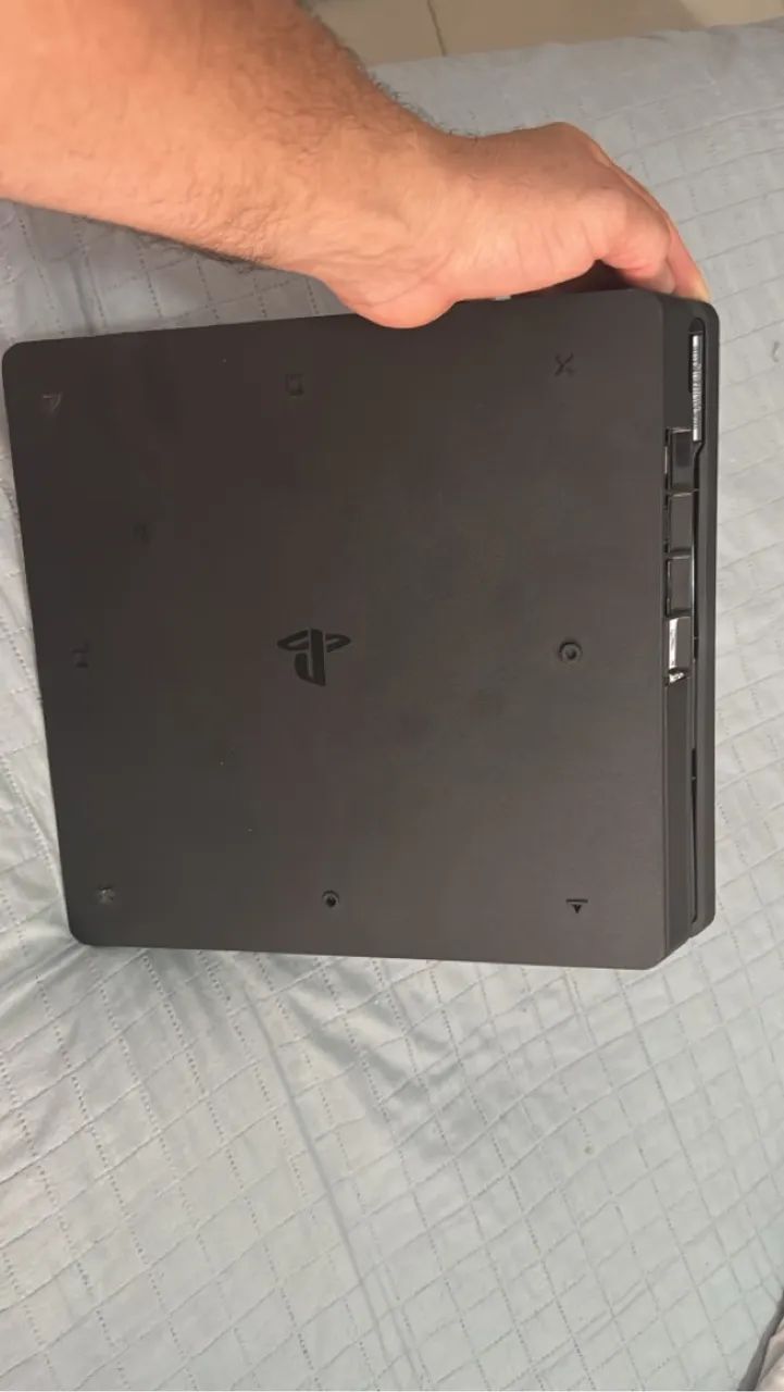 Ps4 slim 500 gb muito novo - Foto 3