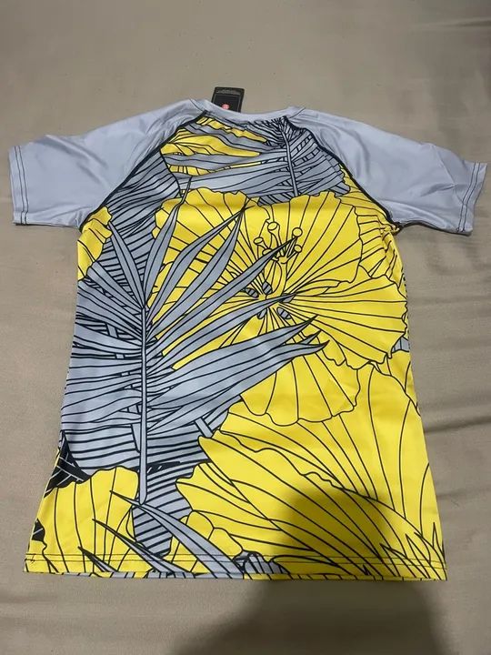Rash Guard de Treino Cody Lundin - Unissex - Tamanho M - Foto 2