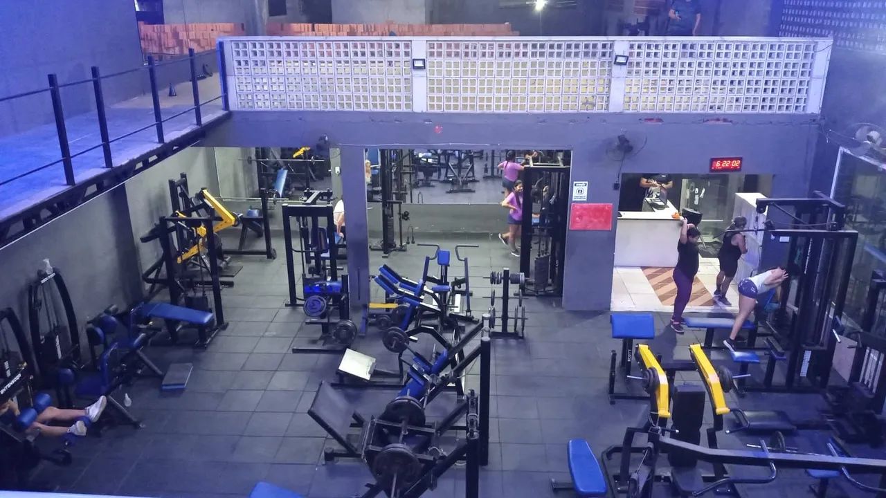 LISO NEM CHAMA! ACADEMIA COMPLETA A VENDA. - Foto 3