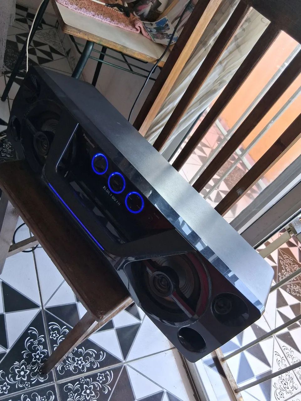 Venda de um aparelho de som da marca panasonic 