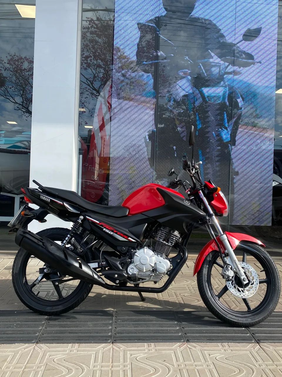 YAMAHA FACTOR 150 2018 - Foto 3