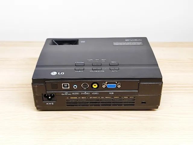 Projetor LG Mini Seminovo 2500 Ansi Lumens - Foto 5