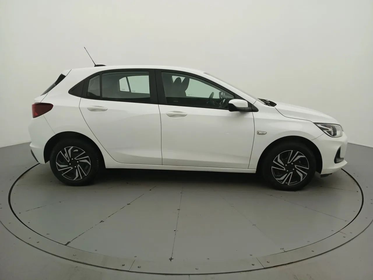 Chevrolet Onix Hatch LT 1.0 12V Flex Mec. 4P, foto 6 de 18