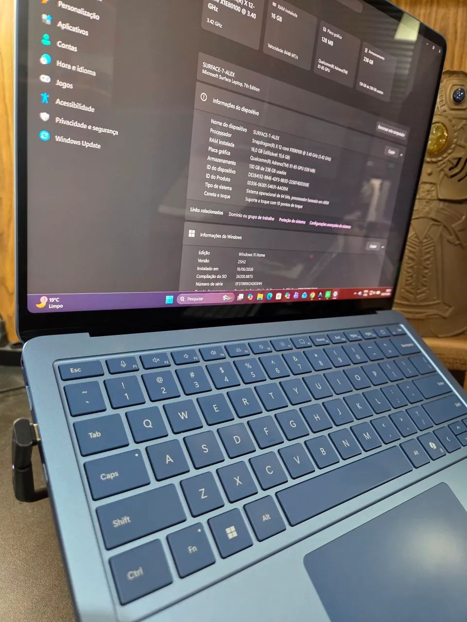Microsoft Surface Laptop 7 Snapdragon X Elite 13.8 - Foto 2