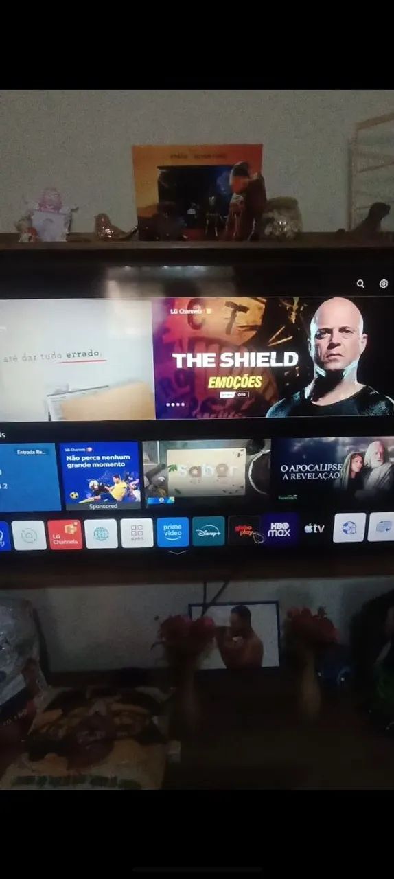 Vendo TV LG 60 polegadas Smart TV, modelo 60UQ8050PSB. - Foto 3