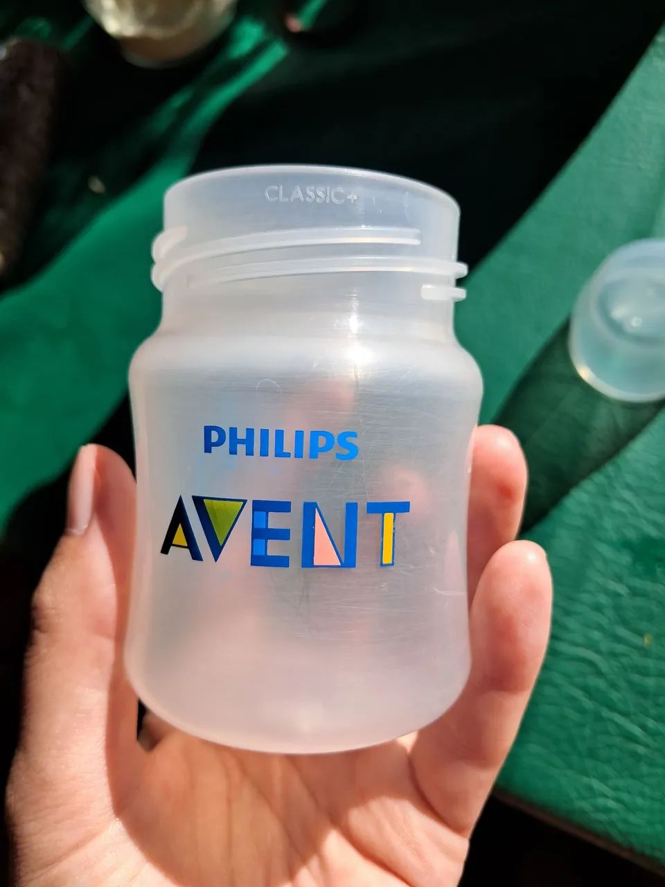 Copo e tampa transparente de mamadeira Philips Avent - Foto 3
