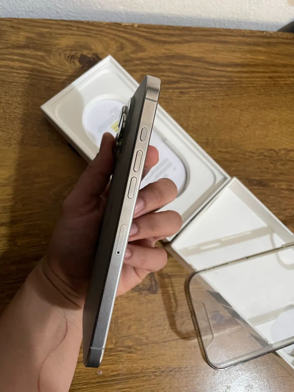 iPhone 16 pro Max 256 - Foto 4