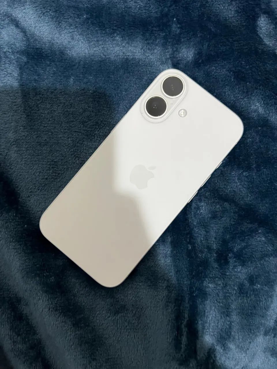 iPhone 16 256