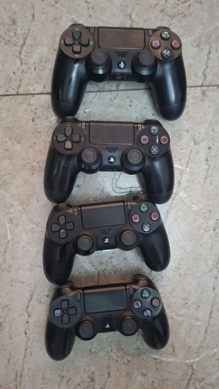 PS4 Slim | 500gb | 4 controles - Foto 2