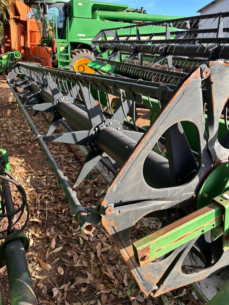 Plataforma Jhon Deere 622F  - Foto 3