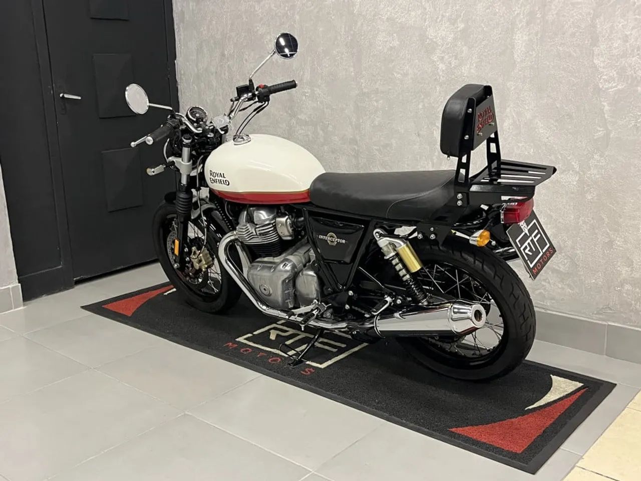 Royal Enfield Interceptor 650CC ABS 2022 - Foto 3