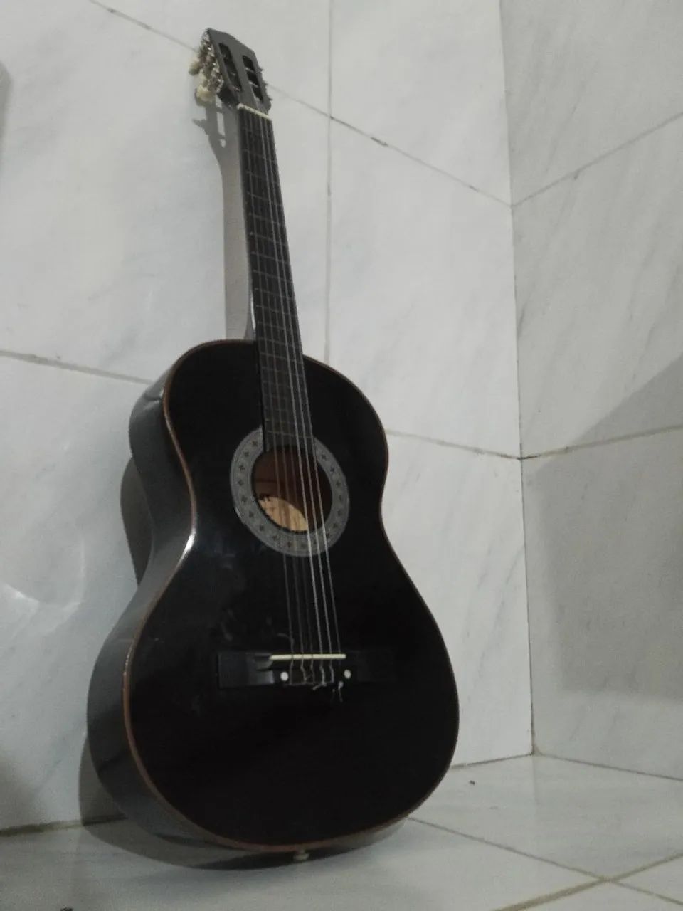 Violão preço a negócio! 