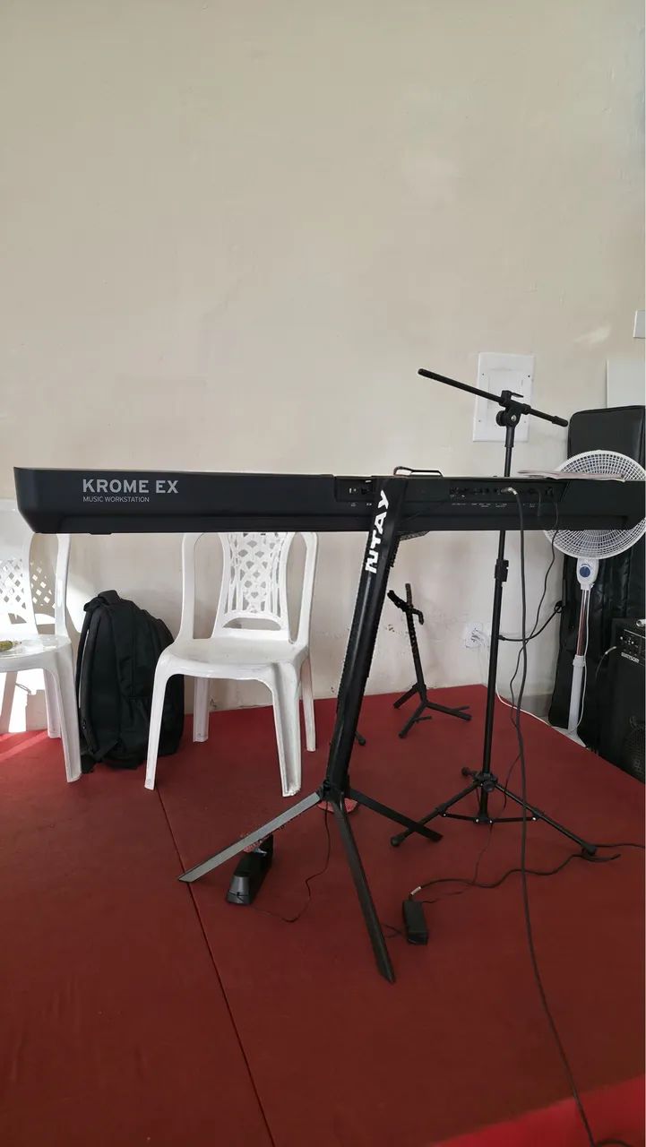 Korg Krome EX 88 estado de zero! - Foto 4