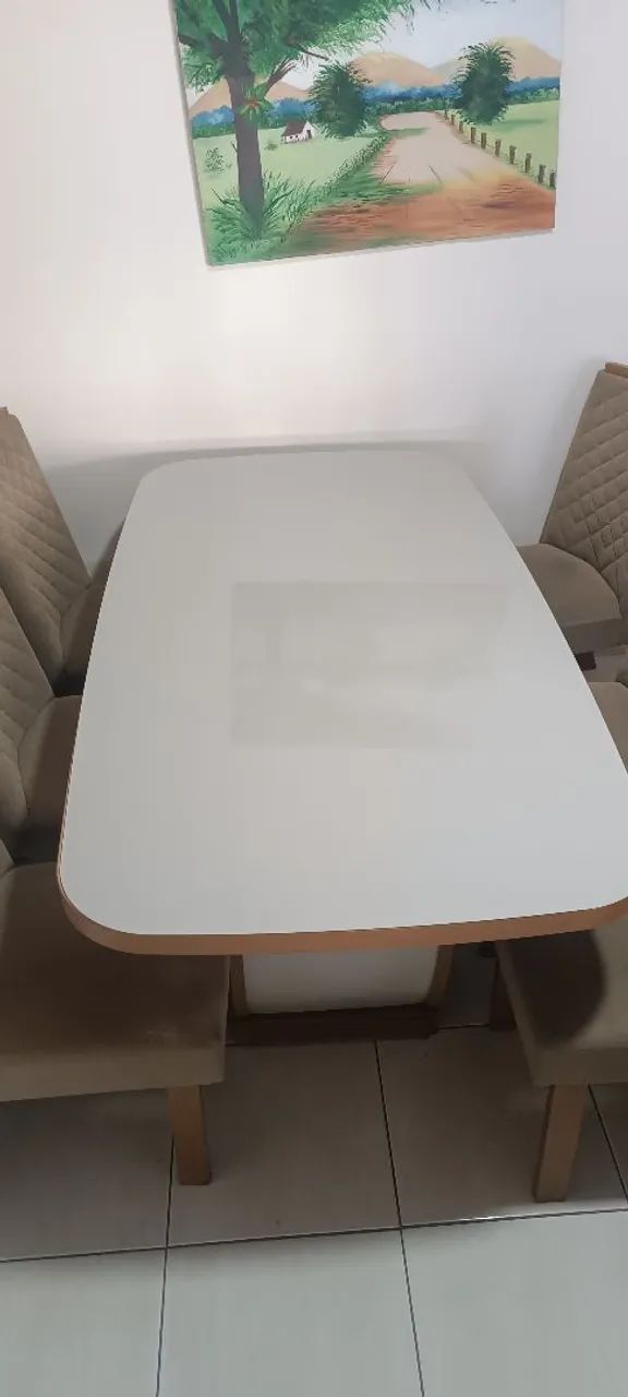 Vendo mesa com 6 cadeiras. - Foto 3