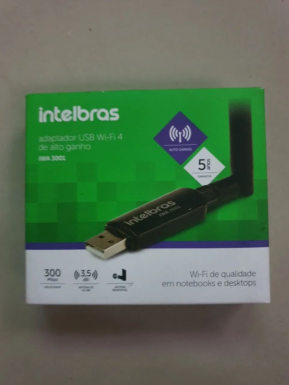 Adaptador USB Wi-Fi 4 de alto ganho Intelbras 300Mbps