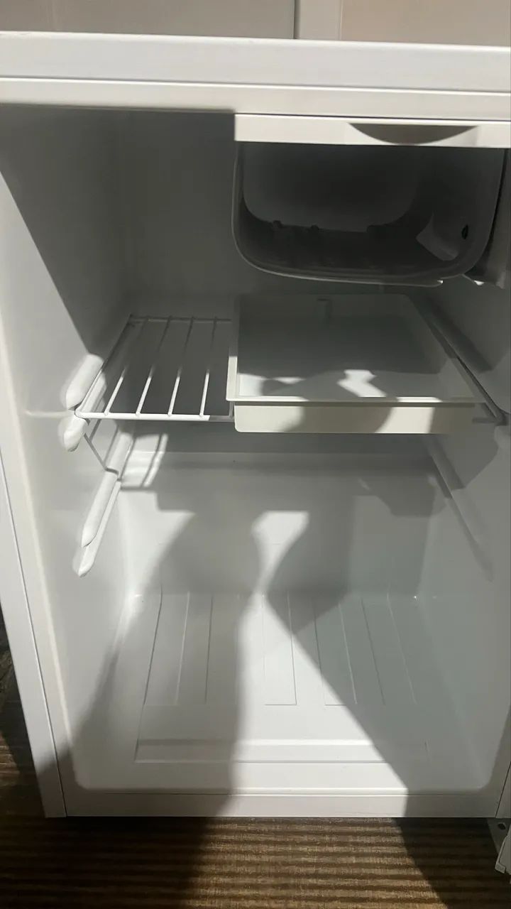 Frigobar de 68l - Impecável  - Foto 4