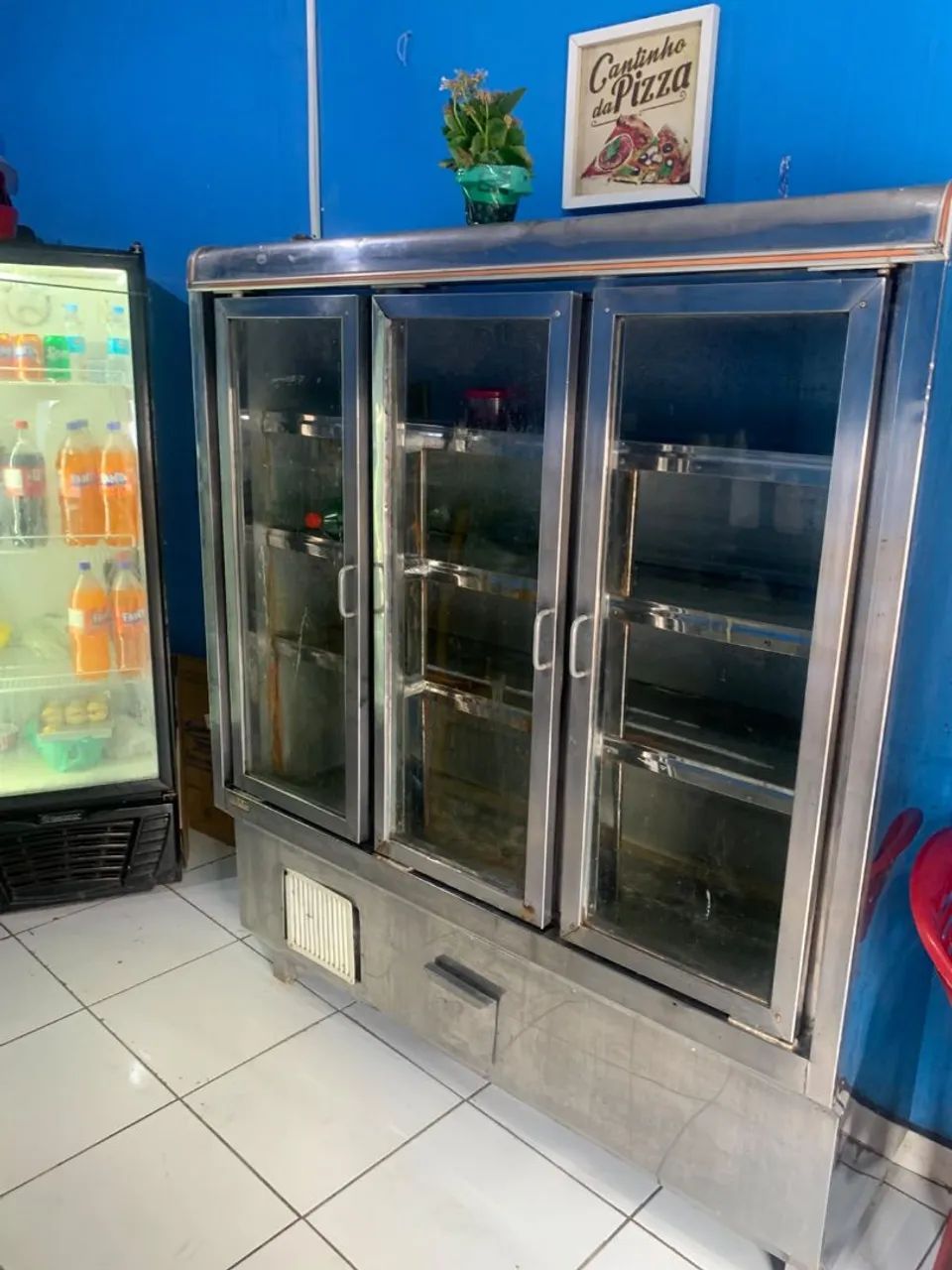 Expositor refrigerador 3 portas