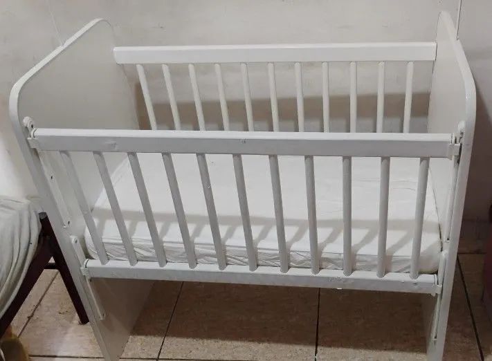 Mini berço de madeira 