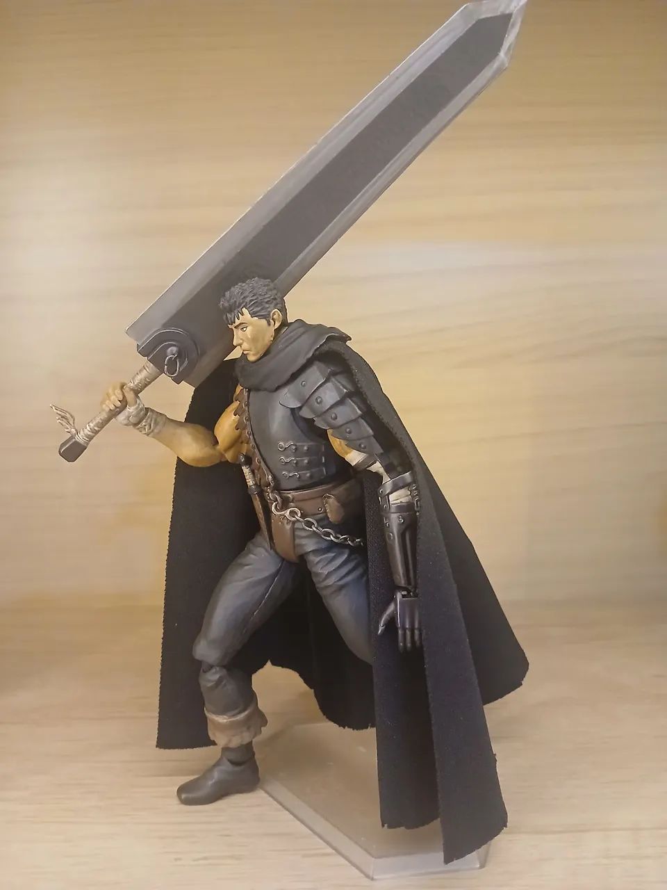 Figure Figma Guts Berserk Original 150 1ª Versão + Capa de Tecido - Foto 2
