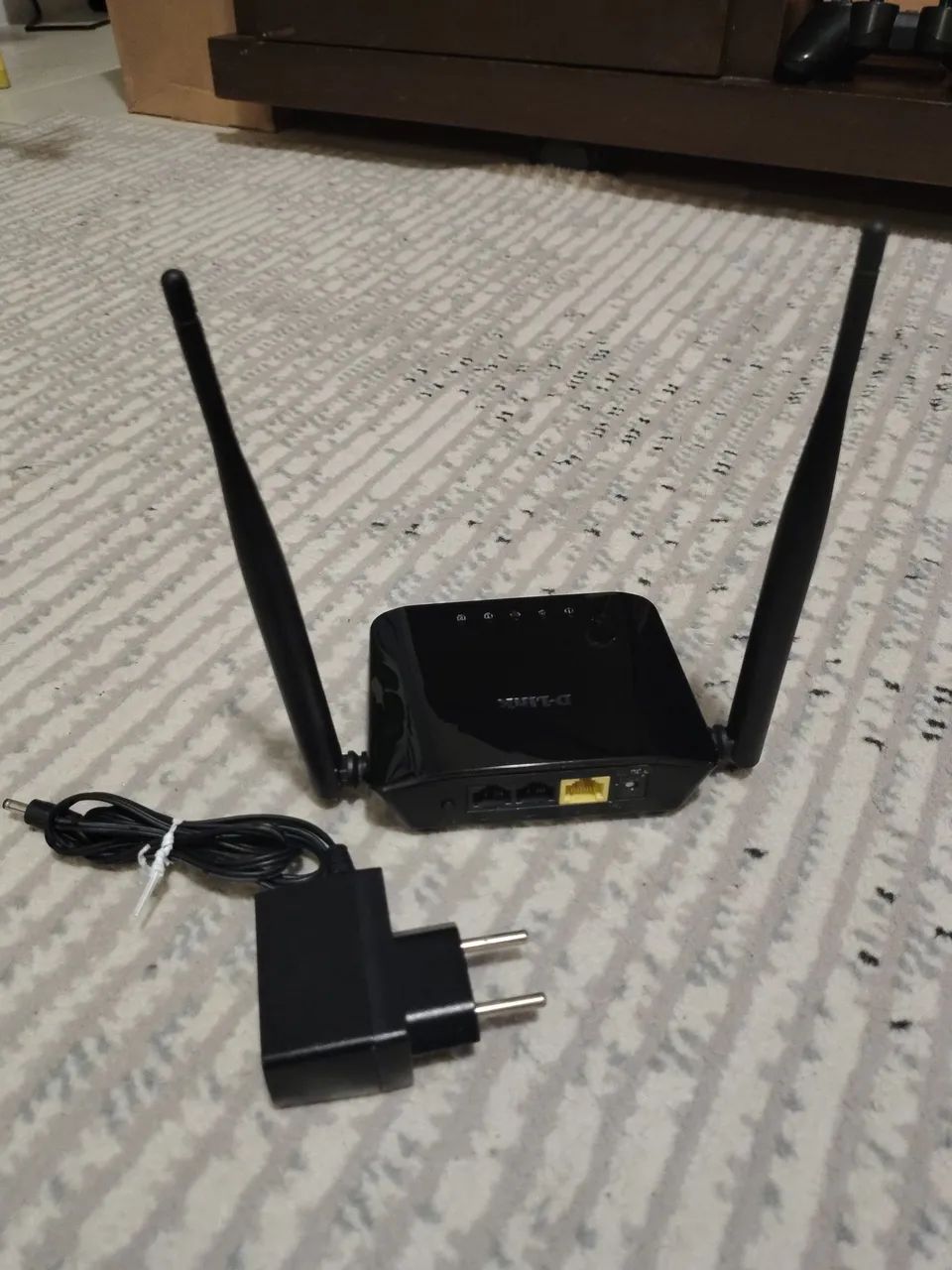 Roteador e repetidor D-Link DIR 611 - Foto 2