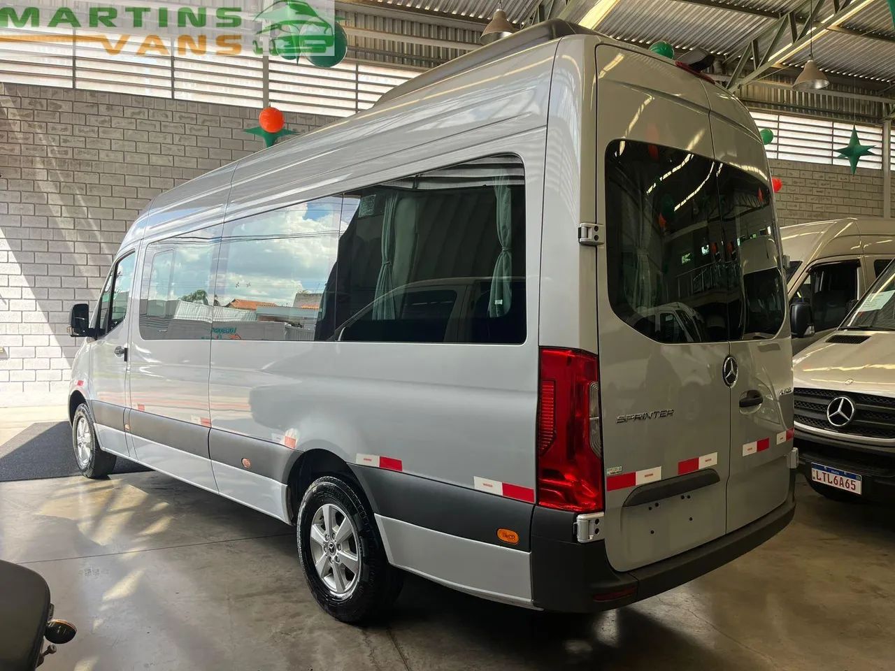 SPRINTER 417 2026 EXTRA LONGA 20 LUGARES EXECUTIVA ZERO KM  PRATA 2025/2026 - Foto 3
