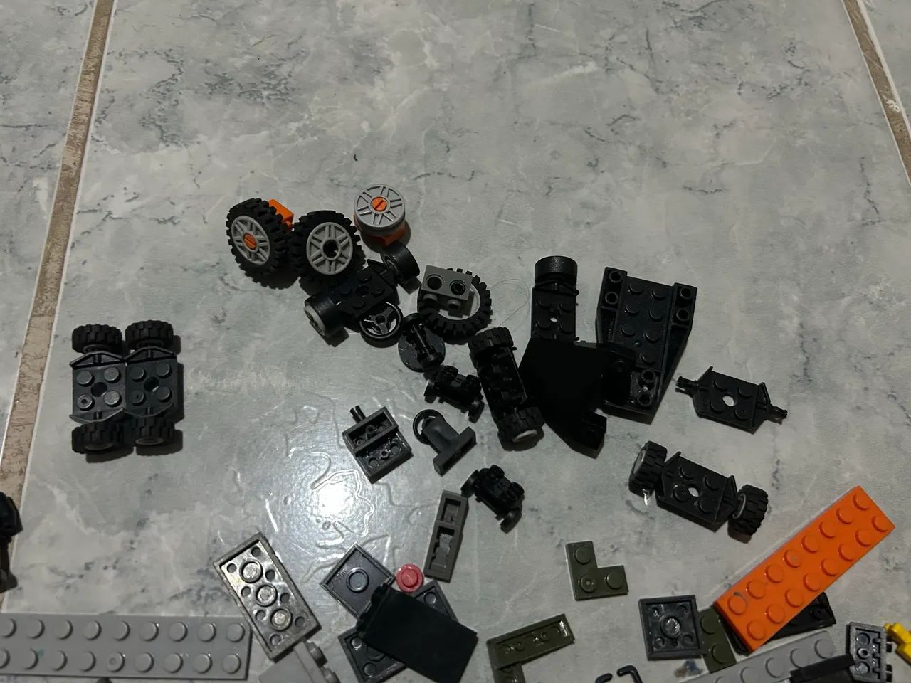 300 pe ças de lego variados  - Foto 2