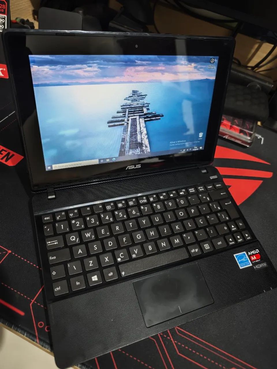 Netbook Asus X102b