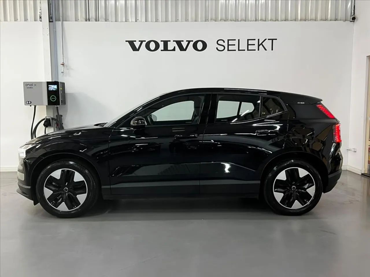 Volvo EX30 E40 Core (elétrico) 2024 - Foto 4