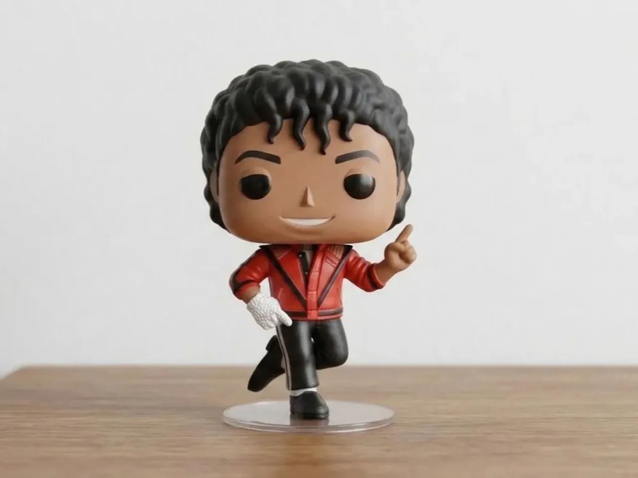 Boneco colecionável Michael Jackson 