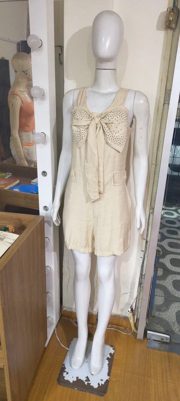 Manequins e móveis para loja - Foto 5