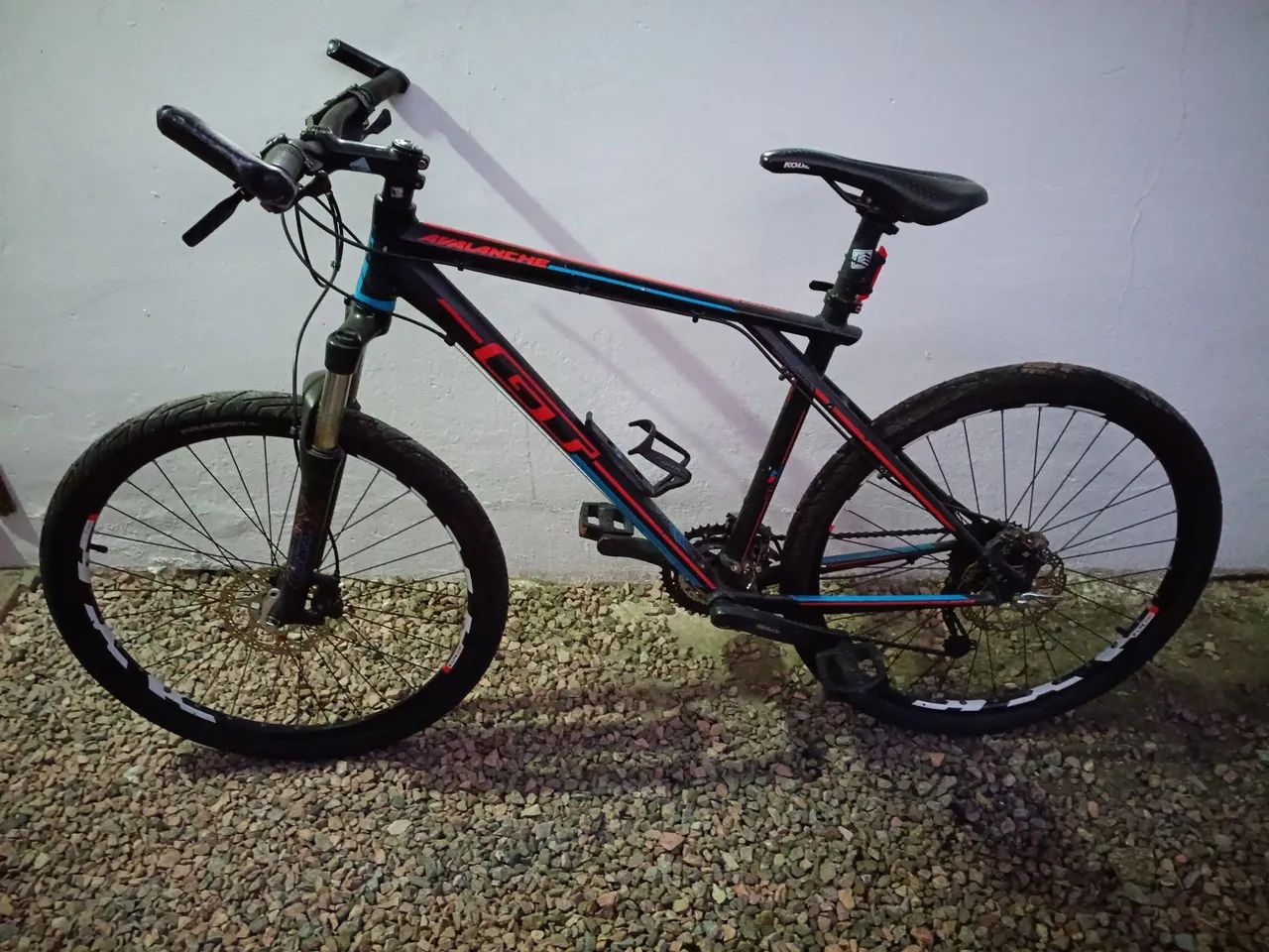 Bicicleta GT Avalanche