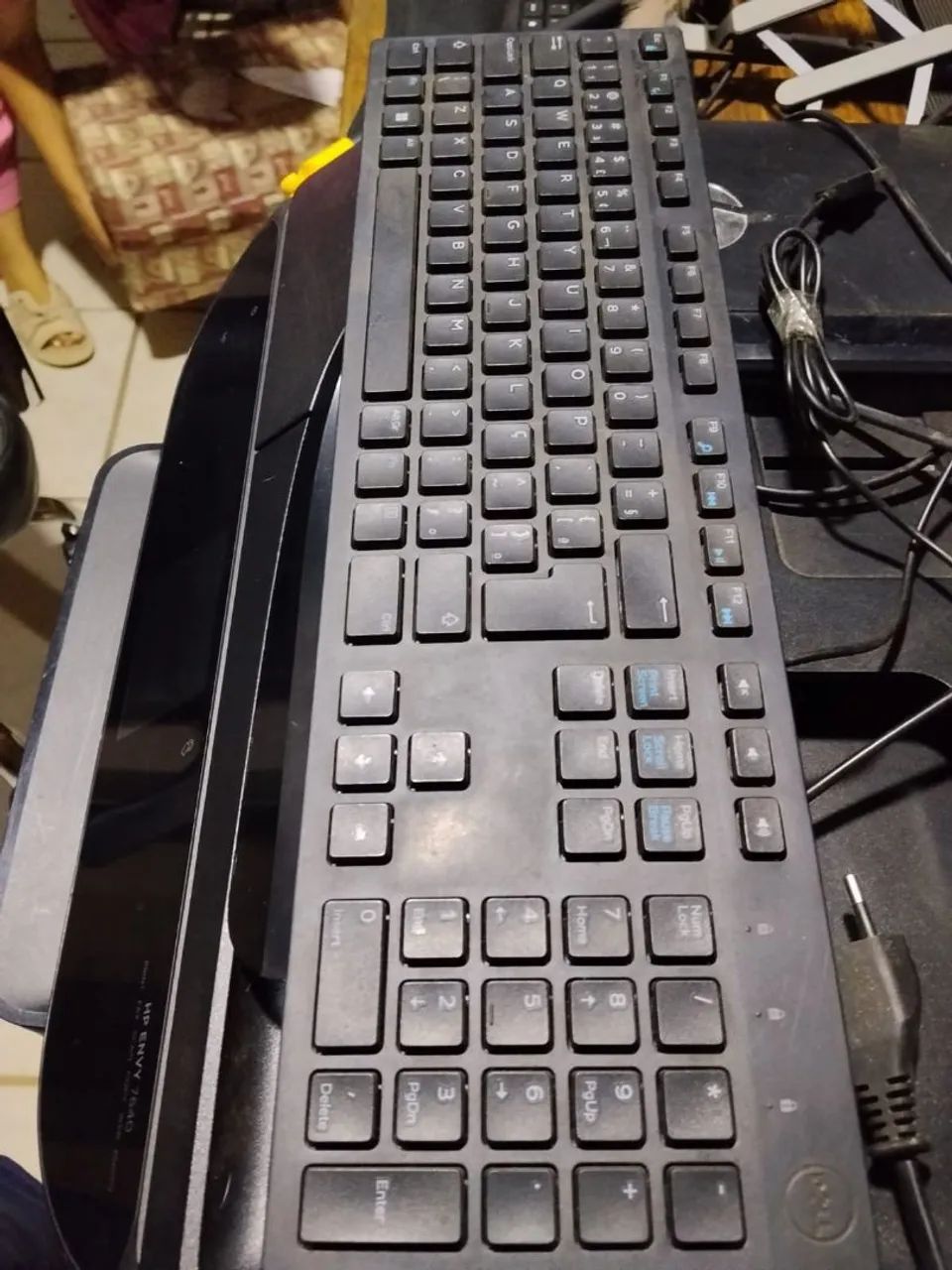 Monitor + CPU + teclado  - Foto 4