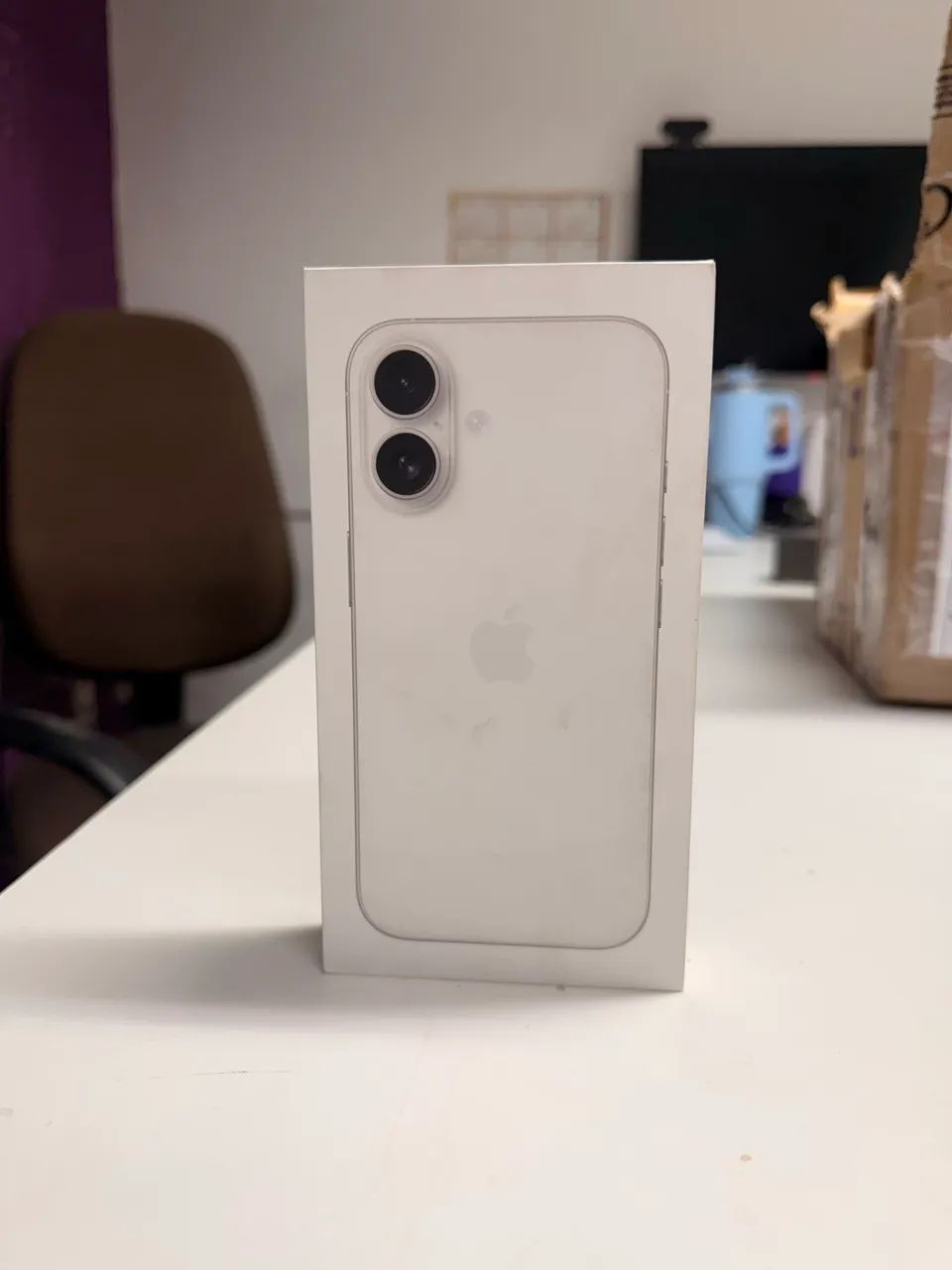 iPhone 16