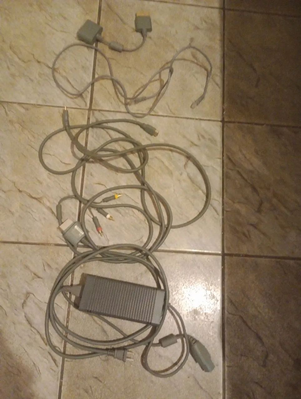 Xbox360 slim + Kinect e jogos  - Foto 3